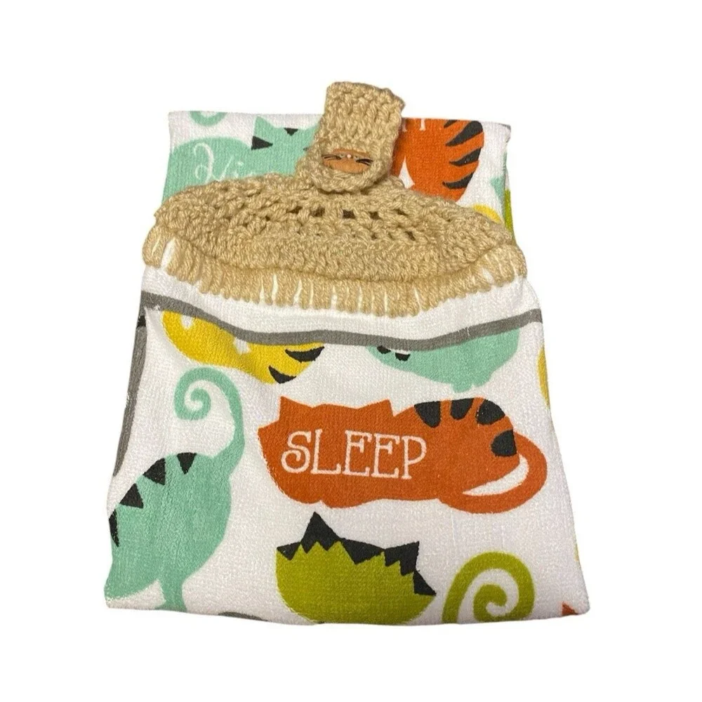Crochet Top COLORFUL CATS Animal Print Hanging Kitchen Dish Towel Cat Button